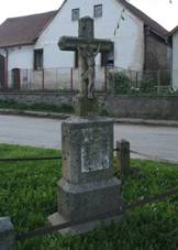 Little wayside cross in Pansk� Lhota, Brtnice, Jihlava District.JPG