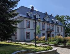 Nvarov - arel zmku (stav z 2021) (1).jpg