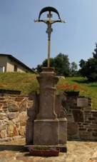 Rokytnice nad Jizerou, krucifix pÅ™i p.45.jpg
