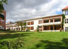 Kamenice, Elementary School 2.jpg