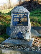 Pomnk padlm v Ptihostech (Q94444290).jpg