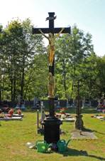 lunek, crucifix.jpg