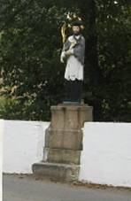 Kamenn Malkov, kamenn obloukov most pes Nerku.jpg