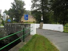 Kamenn Malkov, kamenn obloukov most pes Nerku.jpg