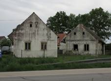 Lsenice, dvojice kolskch dom p.3.JPG