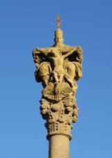 Sousosi nejsvtlej trojice v Novch Bystricch.jpg