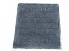 Pamtn deska v Bohdaln u mostu pes Bohdalnsk potok (Q94442294) 01.jpg