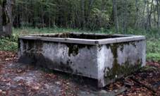 Cetviny, fountain 01.jpg