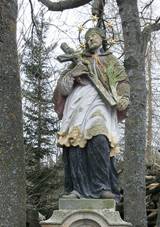 Romitl na umav - Michnice, socha (5141).jpg