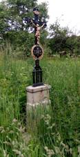 Klen, wayside cross at house No 20 (01).jpg