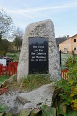 WWI and WWII memorial in Romberk nad Vltavou (9579).jpg