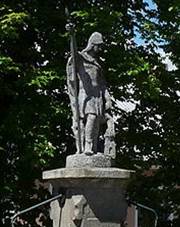 Vyssi Brod kasna se sv Florianem 01.jpg