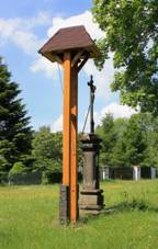 Zvonice a kek na nvsi