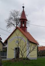 N�ves s kapl� a k��em