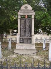 Kourim CZ WWI and WWII memorial 124.jpg