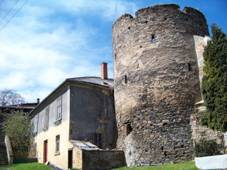 Kouim, bata u Kolnsk brny, Na Hradbch.jpg