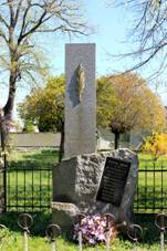 Nov Ves I, Ohrada, memorial.jpg