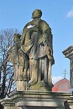 https://upload.wikimedia.org/wikipedia/commons/4/43/Z%C3%A1smuky_-_Mari%C3%A1nsk%C3%BD_sloup.jpg