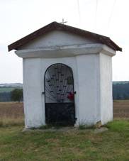 Milov (RA), kaplika.jpg