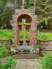 Kraslice lesn pobonost.jpg