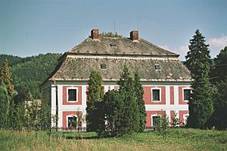 Bval budova evangelick fary, dnes Obecn ad