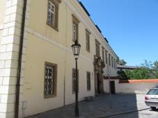 Krom, konzervato.jpg