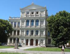 Krom, justin kola.jpg