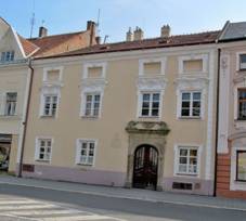 Krom, Riegrovo nmst 47.jpg