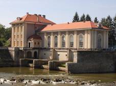 Mal vodn elektrrna, Krom, Str.jpg