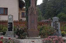 Cenovice C. Pamatniky.jpg