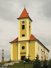 Lovcice kostel 002.jpg