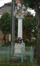 Vteov - socha Svat Trojice.JPG