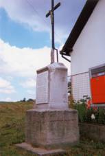 Pamtn k vnovan hrabti Ferdinandu Tiesenhausenovi v mstech jeho mrt po bitv u Slavkova