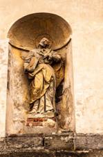 enkovice, socha - Tschenkowitz, Statue an der Kirche