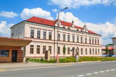�kola