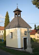 Chapel in Šetějovice, Benešov District.jpg