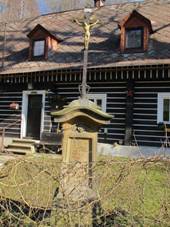 Krucifix u domu .p. 10 v Krytofov dol.jpg