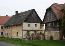 Chotinves, dm slo 62 (v zstavb).jpg