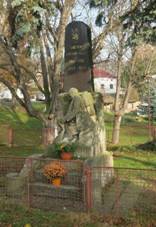Pomnk padlm na nvsi v Jenicch (Q78790687).jpg