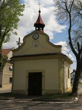 Travice, kaple.jpg