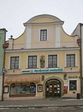 File:M욝ansk dm (Litomyl), Smetanovo nm. 28.JPG