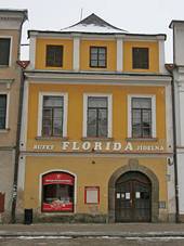 File:M욝ansk dm (Litomyl), Smetanovo nm. 34.JPG