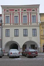 File:M욝ansk dm (Litomyl), Smetanovo nm. 66.JPG