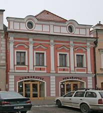 File:M욝ansk dm (Litomyl), Smetanovo nm. 73.JPG