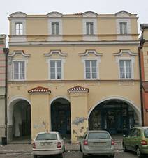 File:M욝ansk dm (Litomyl), Smetanovo nm. 97.JPG