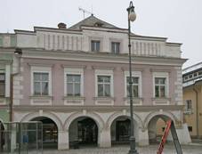 File:M욝ansk dm (Litomyl), Smetanovo nm. 118.JPG