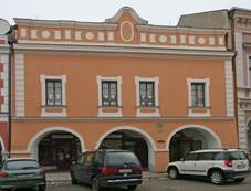 File:M욝ansk dm (Litomyl), Smetanovo nm. 123.JPG