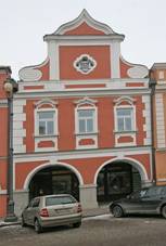 File:M욝ansk dm (Litomyl), Smetanovo nm. 124.JPG