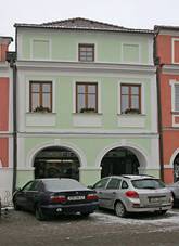 File:M욝ansk dm (Litomyl), Smetanovo nm. 126.JPG