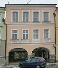 File:M욝ansk dm (Litomyl), Smetanovo nm. 133.JPG